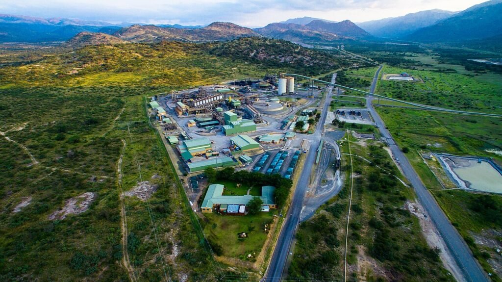 Two Rivers mine: Difference between revisions Two Rivers mine: Difference between revisions