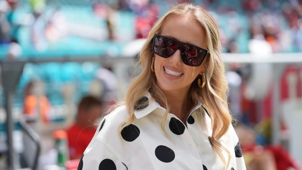 Patrick Mahomes’ Wife Brittany Trolls Raiders’ Klint Kubiak in Photo After Viral Prediction on Video Patrick Mahomes' Wife Brittany Trolls Raiders' Klint Kubiak in Photo After Viral Prediction on Video